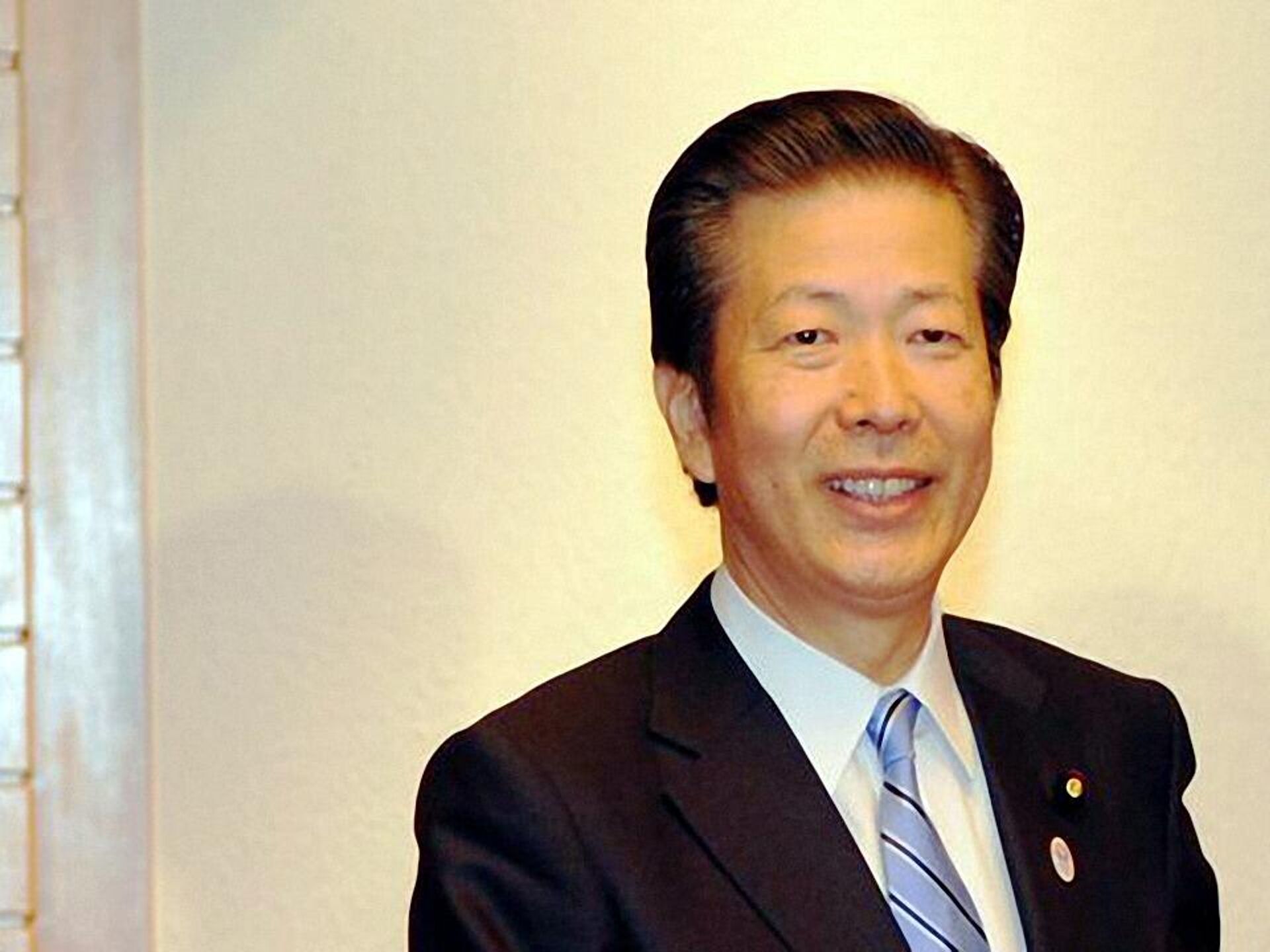 明确表态反对主帅霍瓦斯 内讧爆发！ 八村塁炮轰日本篮协拜金 (明确表态反对的成语)