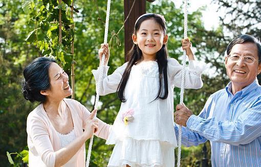 睿智的父母 在这3件事上不会过度管孩子 越不管孩子越有出息 (睿智的父母在线阅读)