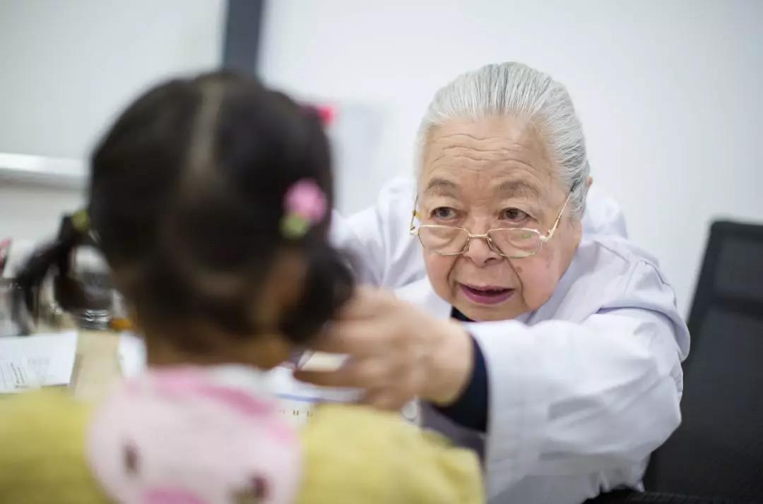 妙手仁心 济世救人 狐大医 (妙手仁心济世良医)