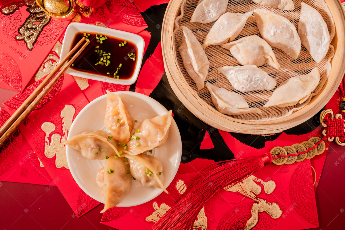 新年另类美食 外酥里嫩甜蜜幸福的煎芋泥 (新年另类美食文案)